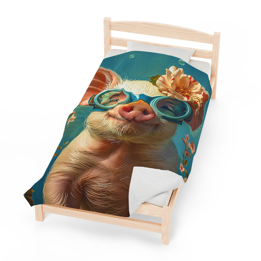 Adorable Pig in Goggles Velveteen Plush Blanket – Snuggle Up with Pure Cuteness!