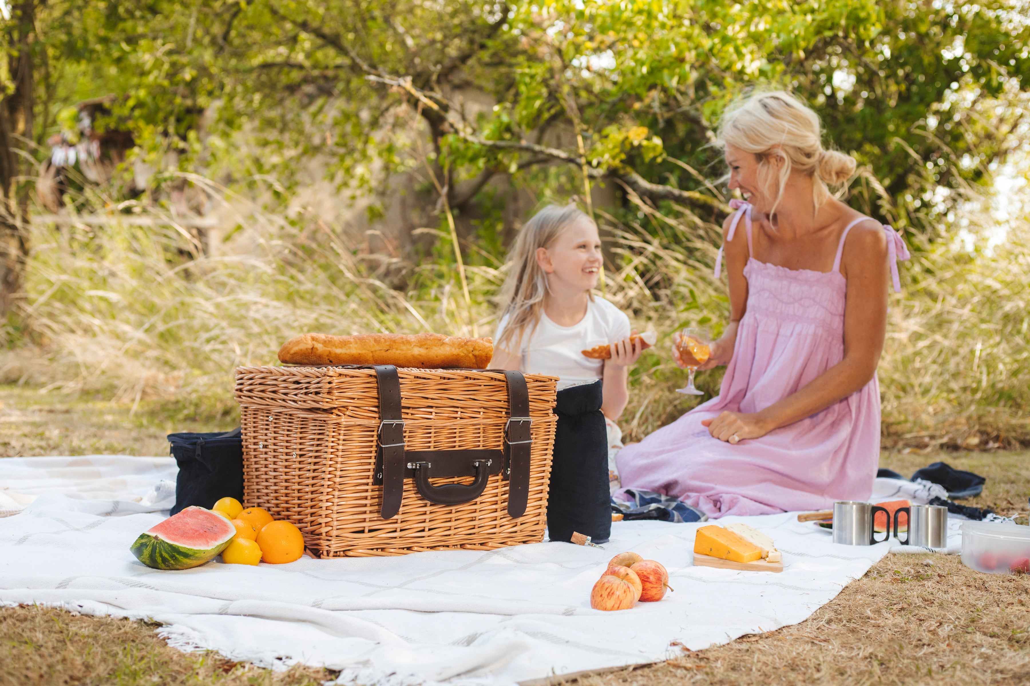 Canterbury Picnic Basket