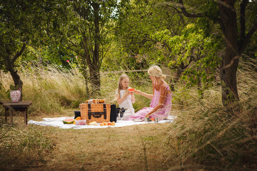 Canterbury Picnic Basket